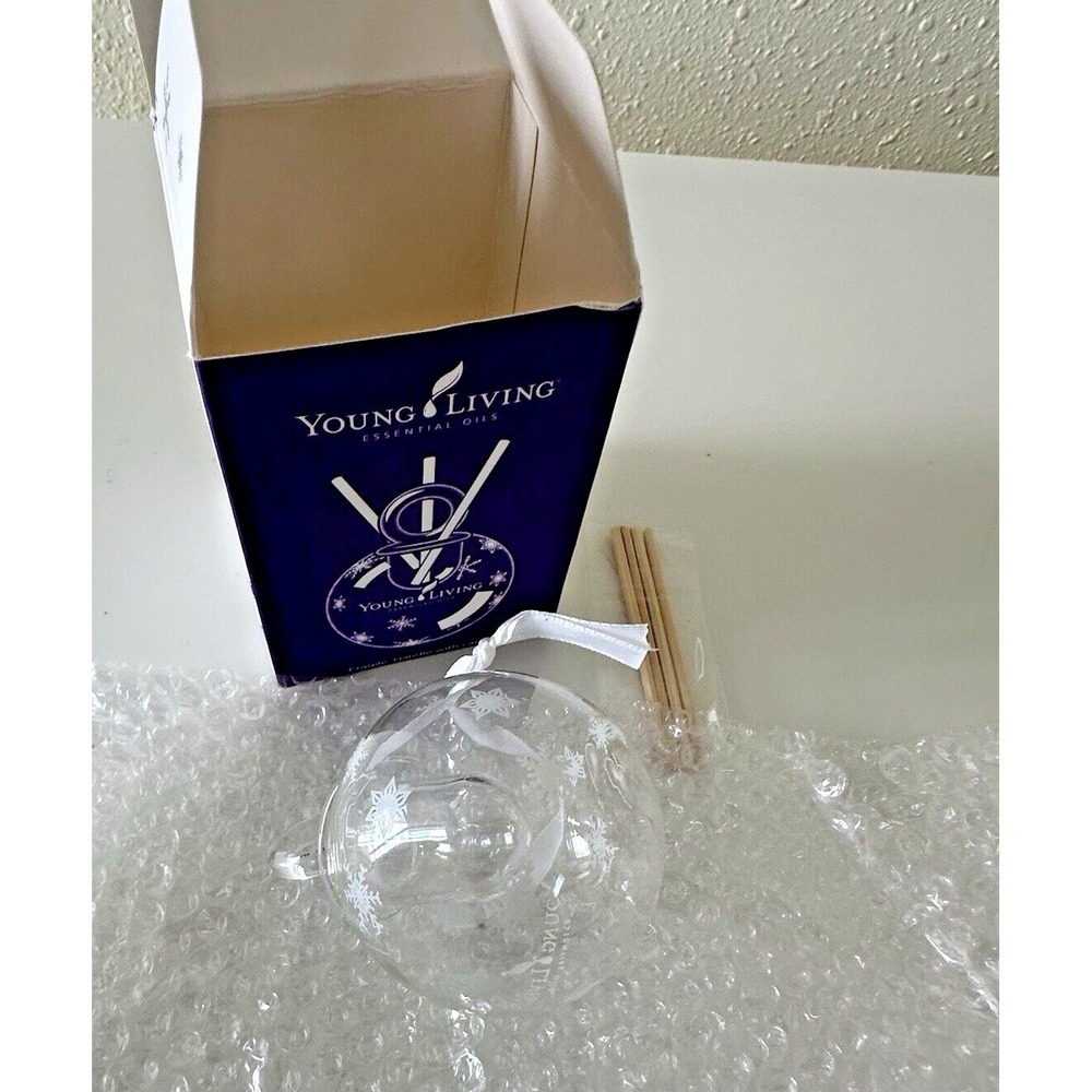 Young Living Ornament Glass Diffuser Etched Design Globe Essential Oils Unused